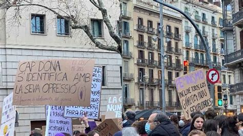 trans hospitalet|Detienen a tres personas más que agredieron a una joven trans。